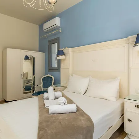 Harites Luxury Homes * Adamantas (Milos)