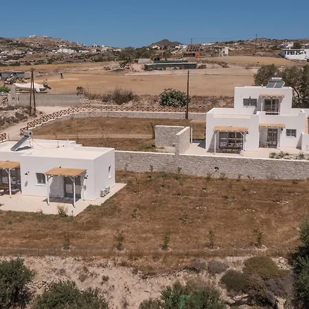 Harites Luxury Homes * אדאמאס