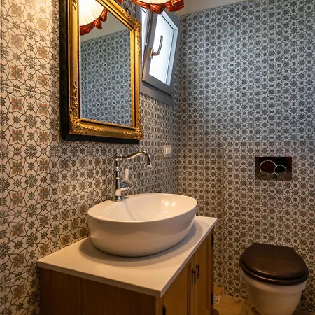 Harites Luxury Homes